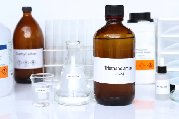 ට්රයිඑතනෝලමයින් (TEA): මතුපිටකය, ඉමල්සිෆයර්